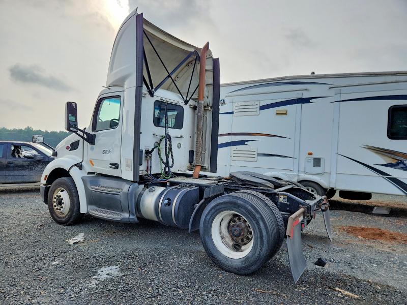 57902676 :رقم المزاد ، 1XPBA48X2JD478315 vin ، 2018 Peterbilt 579 مزاد بيع