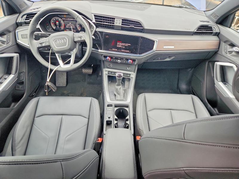 56296986 :رقم المزاد ، WA1EECF31S1084024 vin ، 2025 Audi Q3 مزاد بيع