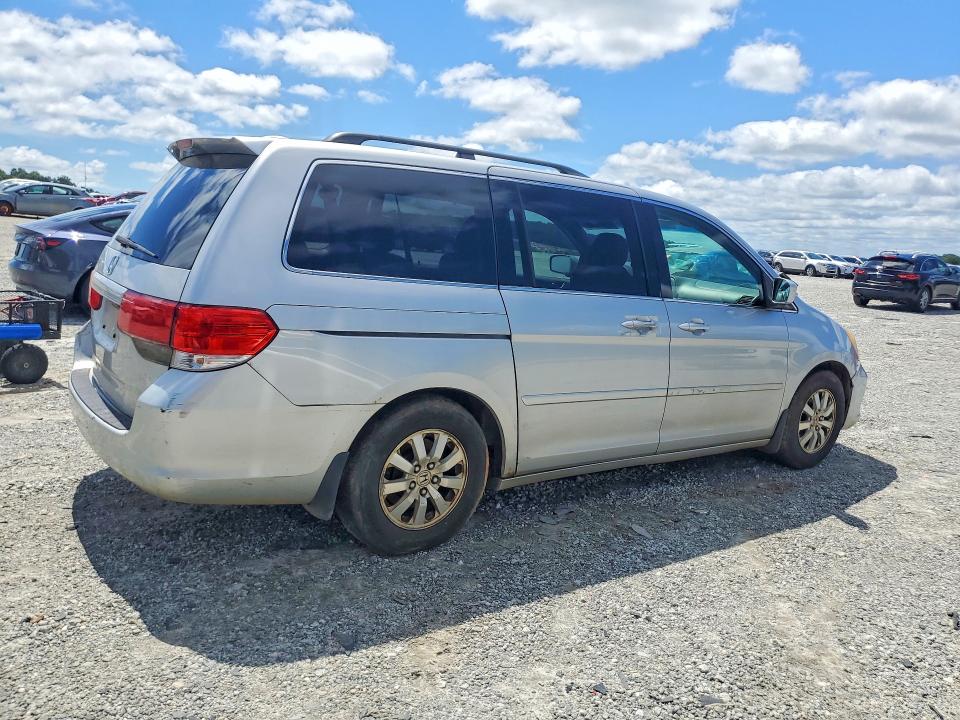 58011046 :رقم المزاد ، 5FNRL3H65AB089656 vin ، 2010 Honda Odyssey مزاد بيع