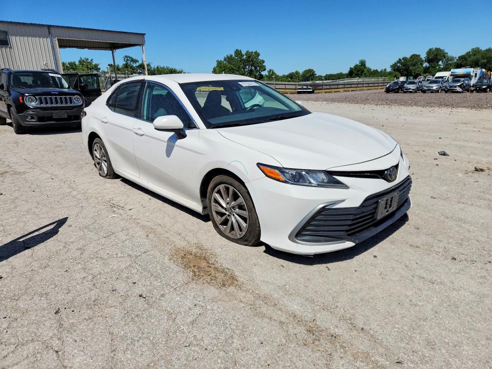 Aukcja sprzedaży 2022 Toyota Camry, vin: 4T1C11AK6NU620668, numer aukcji: 57344476