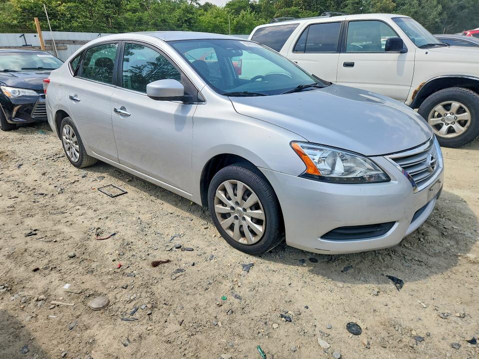 2015 Nissan Sentra მანქანა იყიდება აუქციონზე, vin: 3N1AB7AP7FL643396, აუქციონის ნომერი: 57915366