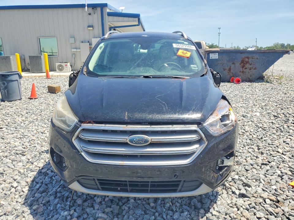 Продажа на аукционе авто 2017 Ford Escape, vin: 1FMCU0JD8HUE02075, номер лота: 56529986