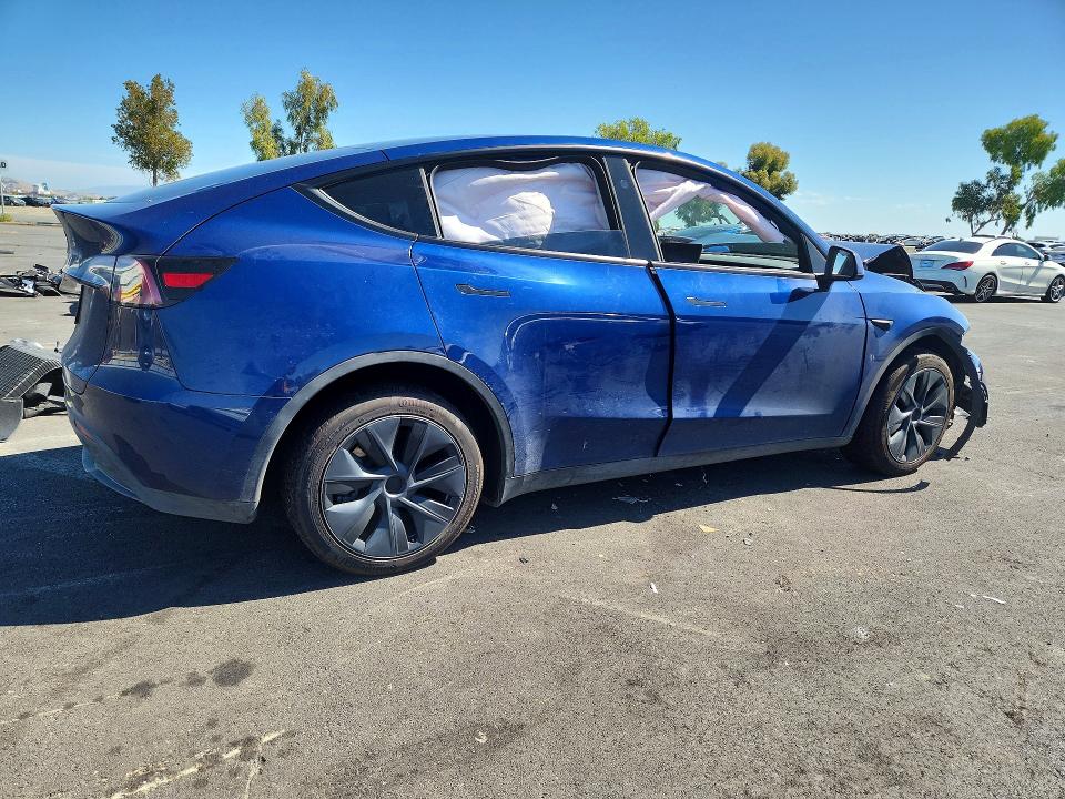 2024 Tesla Model Y მანქანა იყიდება აუქციონზე, vin: 7SAYGDED1RF212151, აუქციონის ნომერი: 59199636