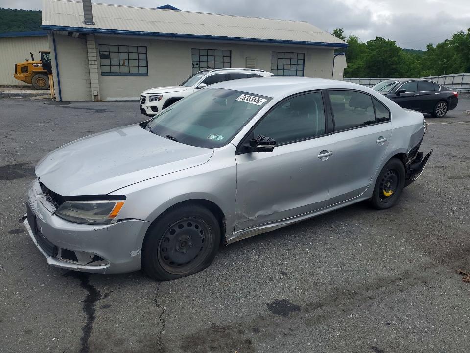 58355536 :رقم المزاد ، 3VWDZ7AJ5BM301299 vin ، 2011 Volkswagen Jetta مزاد بيع