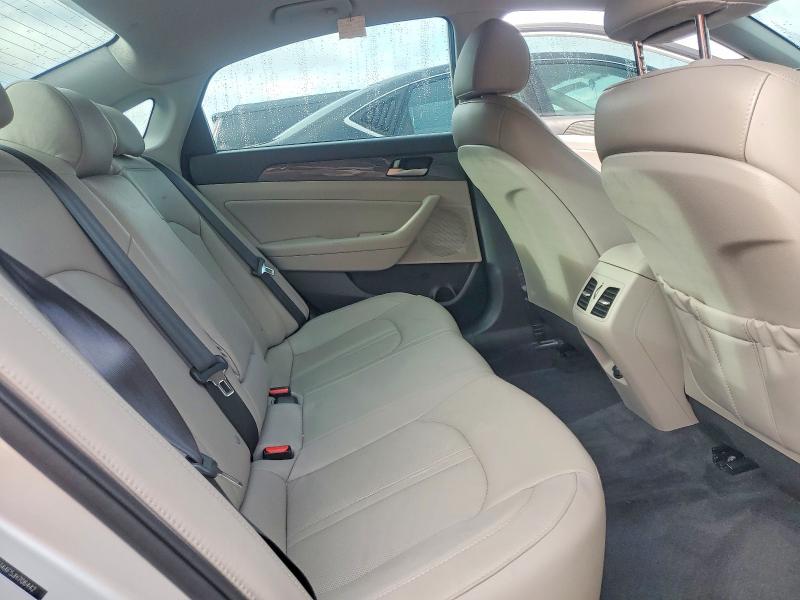 57745436 :رقم المزاد ، 5NPE34AF5JH706442 vin ، 2018 Hyundai Sonata مزاد بيع