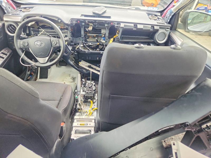 57467046 :رقم المزاد ، JTMRFREV0JD235295 vin ، 2018 Toyota Rav4 مزاد بيع