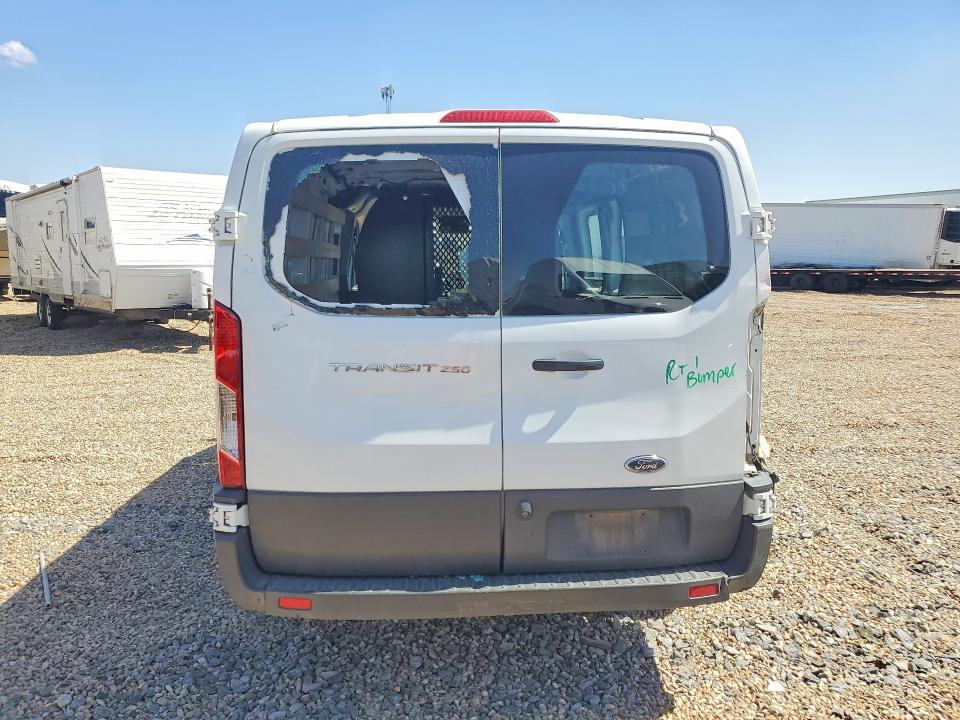2017 Ford Transit მანქანა იყიდება აუქციონზე, vin: 1FTYR1ZM3HKB29001, აუქციონის ნომერი: 56327246