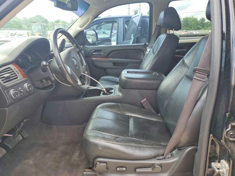 Продажа на аукционе авто 2014 Chevrolet Suburban, vin: 1GNSKJE77ER246570, номер лота: 56458836