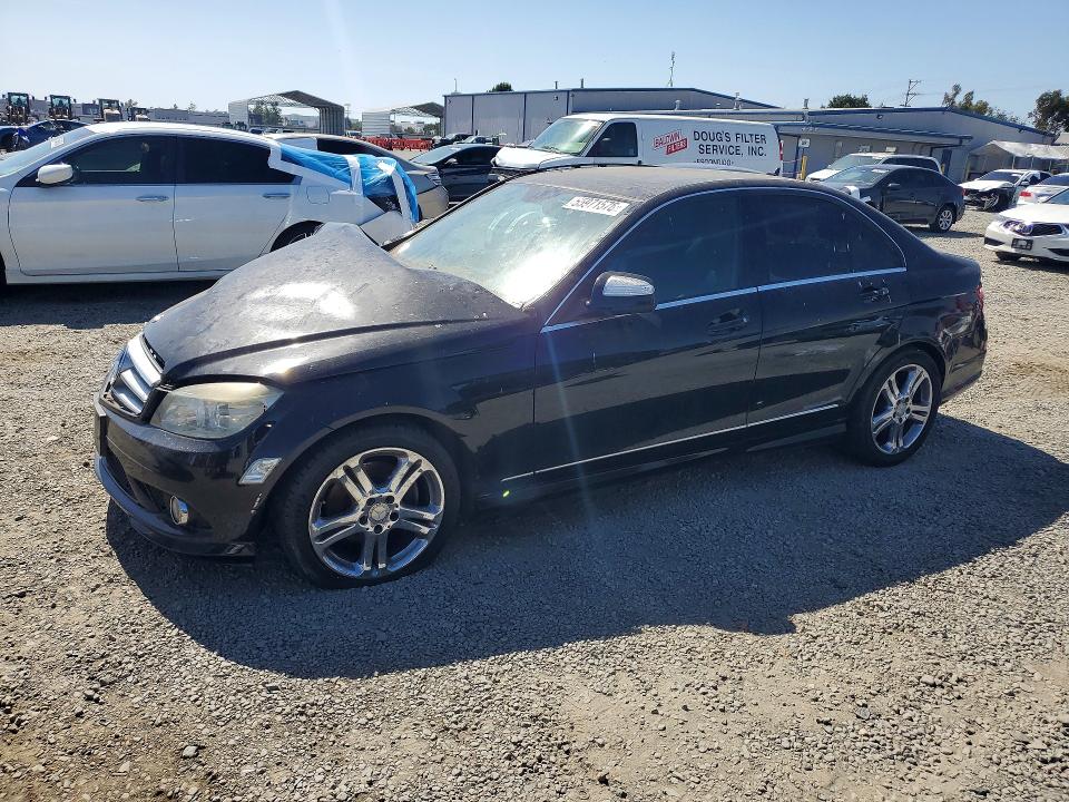 55971576 :رقم المزاد ، WDDGF54X78F047395 vin ، 2008 Mercedes-benz C مزاد بيع