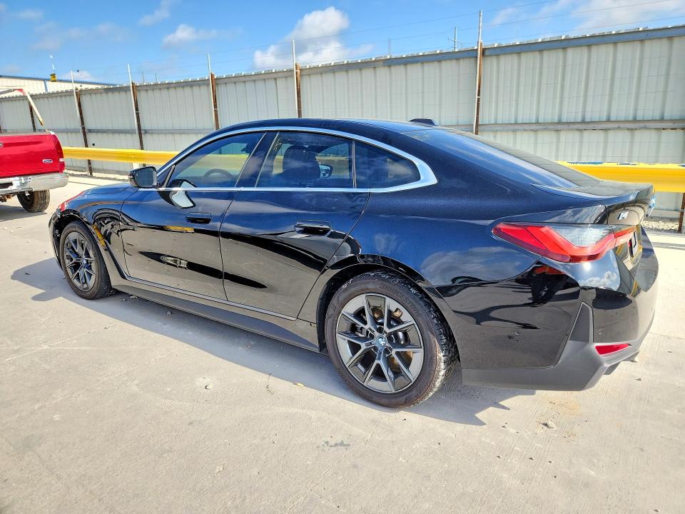 55523796 :رقم المزاد ، WBY43AW08PFR44530 vin ، 2023 Bmw I4 مزاد بيع