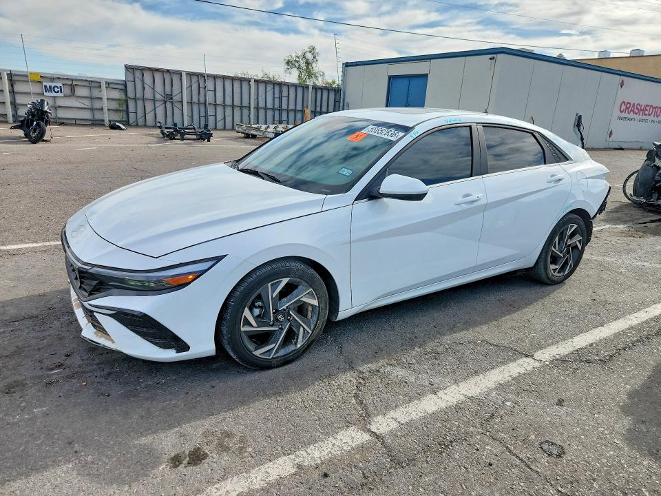 2024 Hyundai Elantra მანქანა იყიდება აუქციონზე, vin: KMHLS4DG4RU851905, აუქციონის ნომერი: 58652836