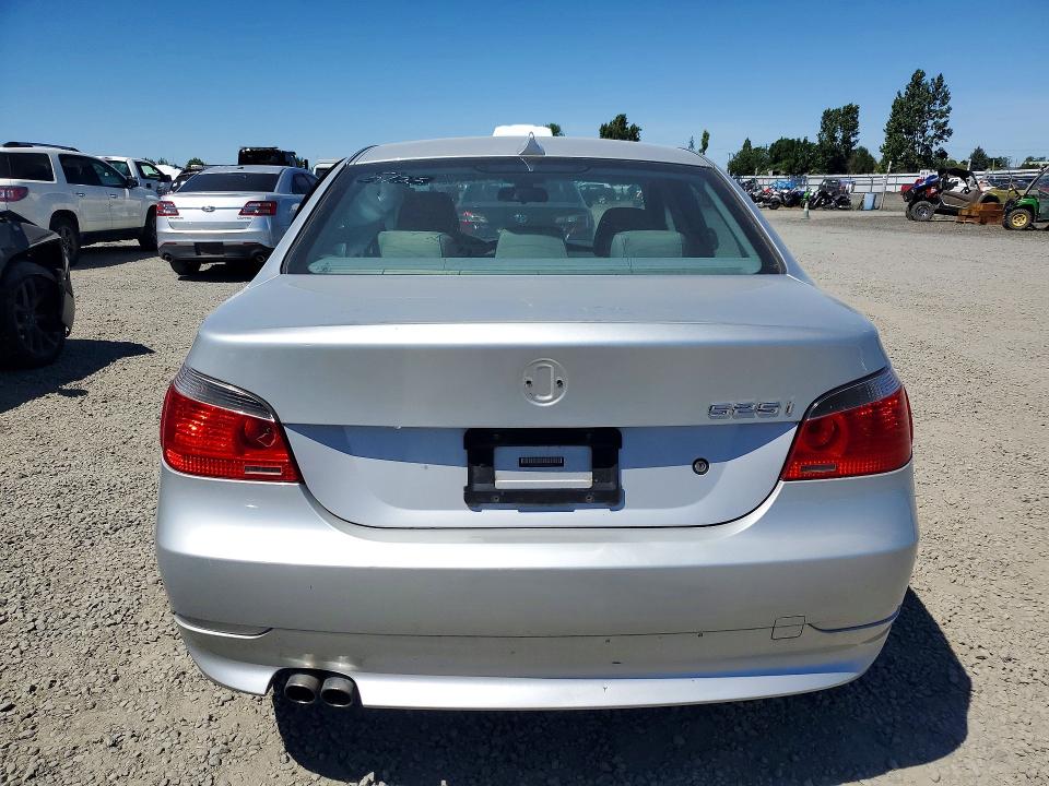 2006 Bmw 525 მანქანა იყიდება აუქციონზე, vin: WBANE53596CK81070, აუქციონის ნომერი: 56870196