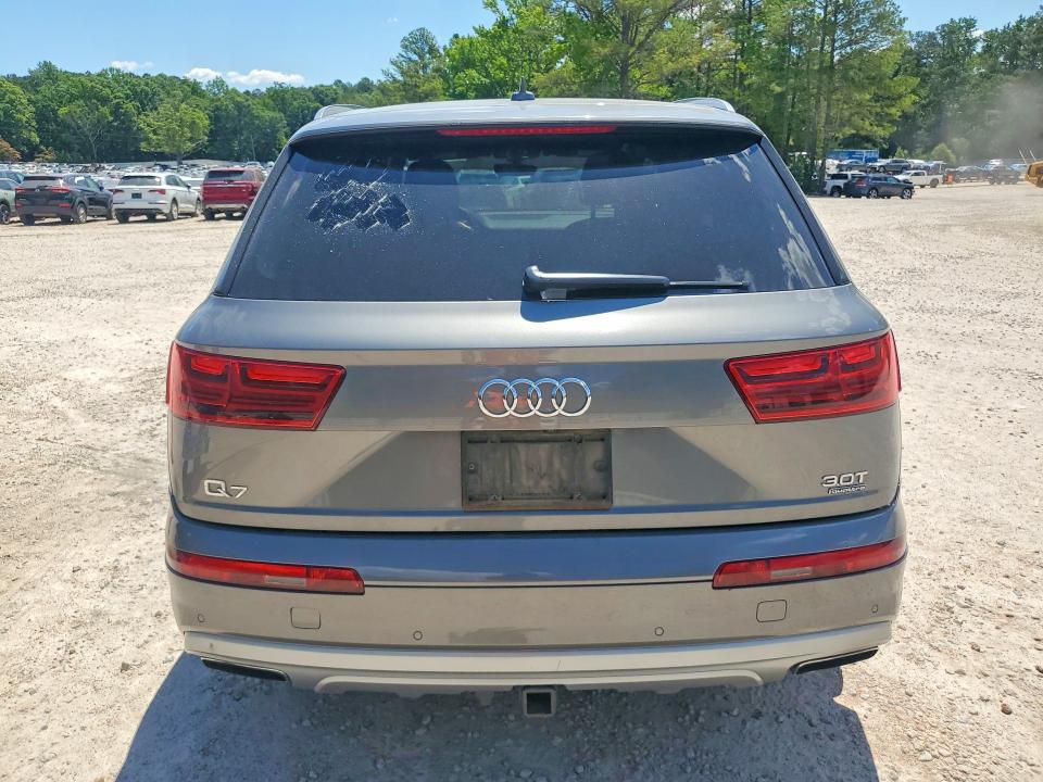 Продажа на аукционе авто 2017 Audi Q7, vin: WA1LAAF78HD026994, номер лота: 55696076