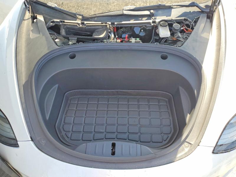 2022 Tesla Model 3 მანქანა იყიდება აუქციონზე, vin: 5YJ3E1EB2NF236611, აუქციონის ნომერი: 55824476
