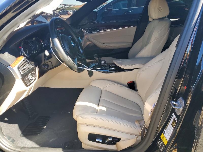 57121586 :رقم المزاد ، WBAJA7C38HG903870 vin ، 2017 Bmw 530 مزاد بيع