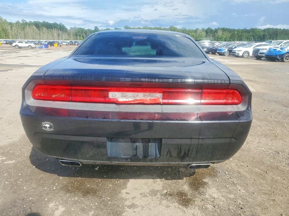 56632956 :رقم المزاد ، 2C3CDYAG1EH127097 vin ، 2014 Dodge Challenger مزاد بيع