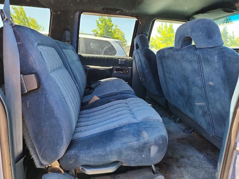 1994 Chevrolet Suburban მანქანა იყიდება აუქციონზე, vin: 1GNFK16K2RJ418643, აუქციონის ნომერი: 55472086