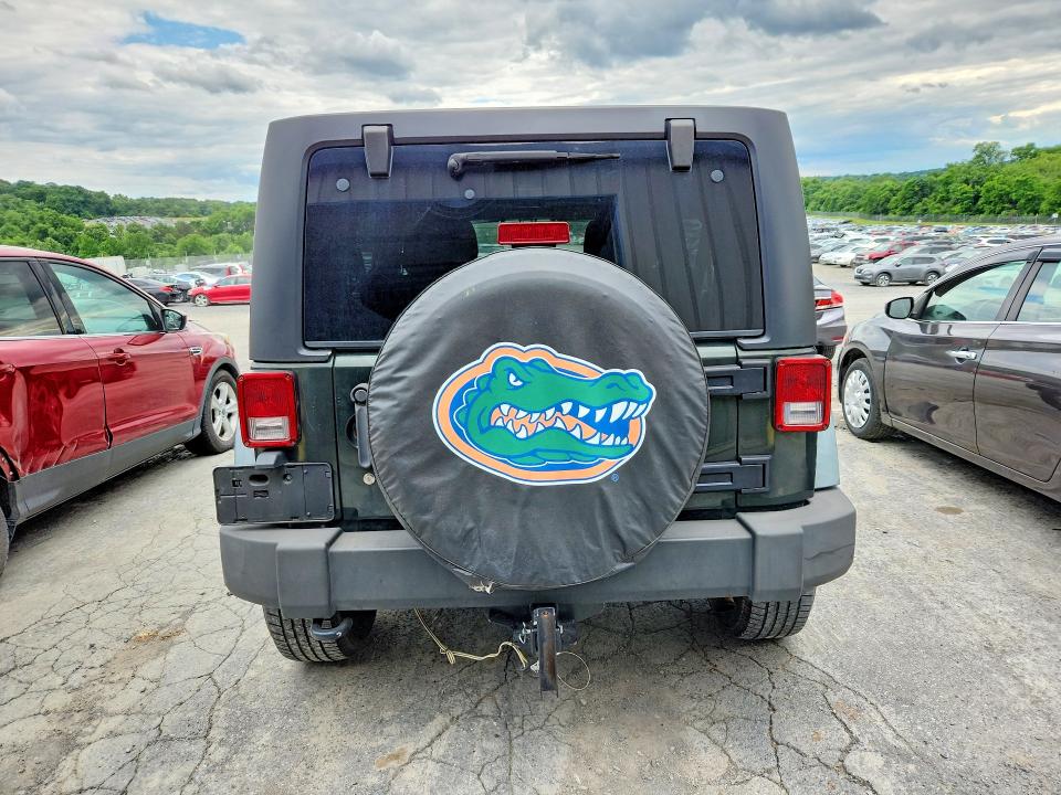 2011 Jeep Wrangler Unlimited მანქანა იყიდება აუქციონზე, vin: 1J4BA3H15BL510781, აუქციონის ნომერი: 57660936