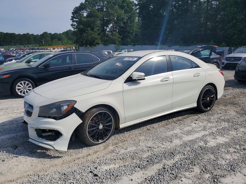 57260796 :رقم المزاد ، WDDSJ4EB2FN182695 vin ، 2015 Mercedes-benz Cla مزاد بيع