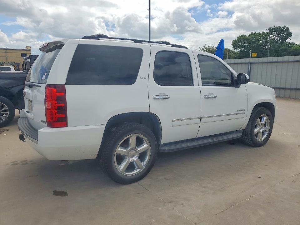 2011 Chevrolet Tahoe მანქანა იყიდება აუქციონზე, vin: 1GNSKCE01BR127729, აუქციონის ნომერი: 56191236