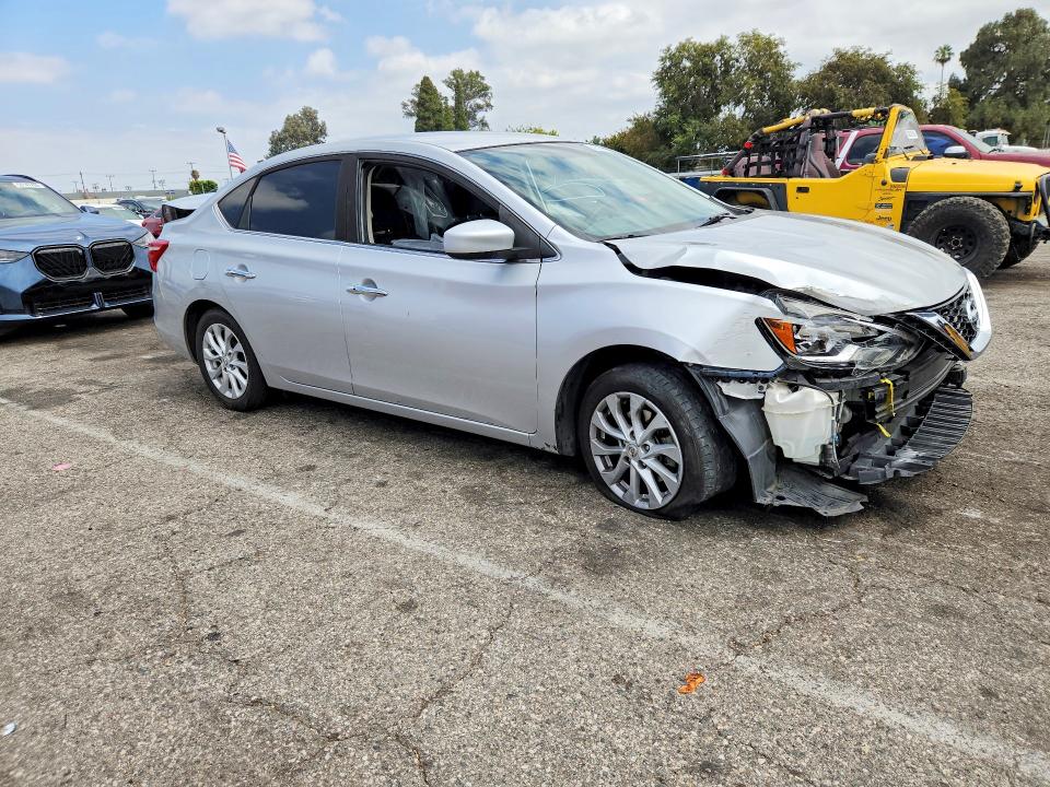59294506 :رقم المزاد ، 3N1AB7AP9KL620261 vin ، 2019 Nissan Sentra مزاد بيع