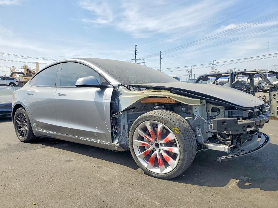 55046156 :رقم المزاد ، 5YJ3E1EA7SF965321 vin ، 2025 Tesla Model 3 مزاد بيع