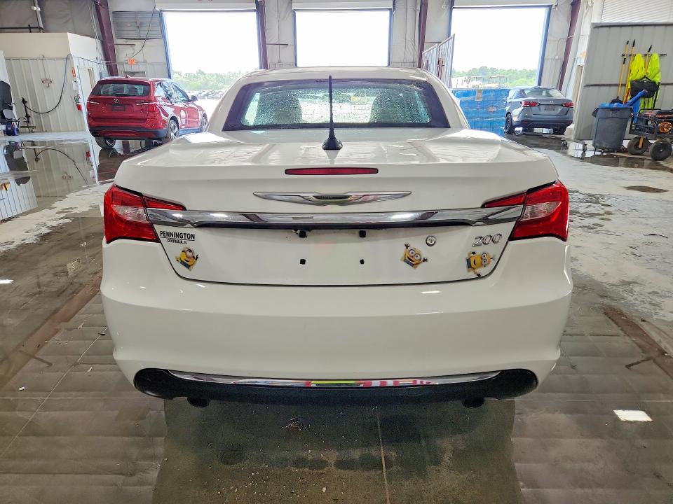 Auction sale of the 2012 Chrysler 200, vin: 1C3BCBFG5CN284902, lot number: 58943326