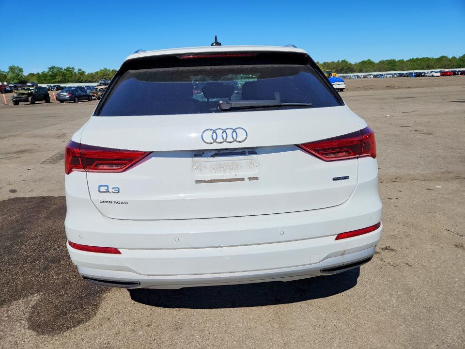 55343986 :رقم المزاد ، WA1AUCF33N1147811 vin ، 2022 Audi Q3 مزاد بيع
