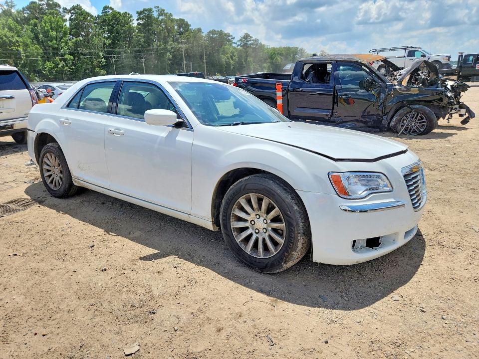 Продажа на аукционе авто 2014 Chrysler 300, vin: 2C3CCAAG0EH354646, номер лота: 56892486