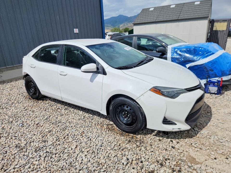 56112366 :رقم المزاد ، 2T1BURHE1KC223934 vin ، 2019 Toyota Corolla مزاد بيع