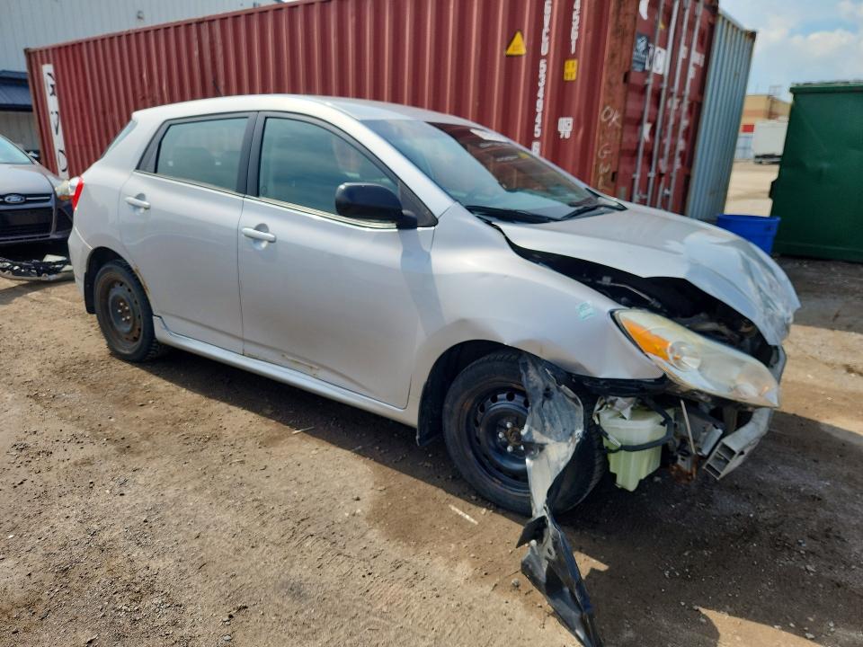 58651646 :رقم المزاد ، 2T1KU4EE3BC629897 vin ، 2011 Toyota Matrix مزاد بيع
