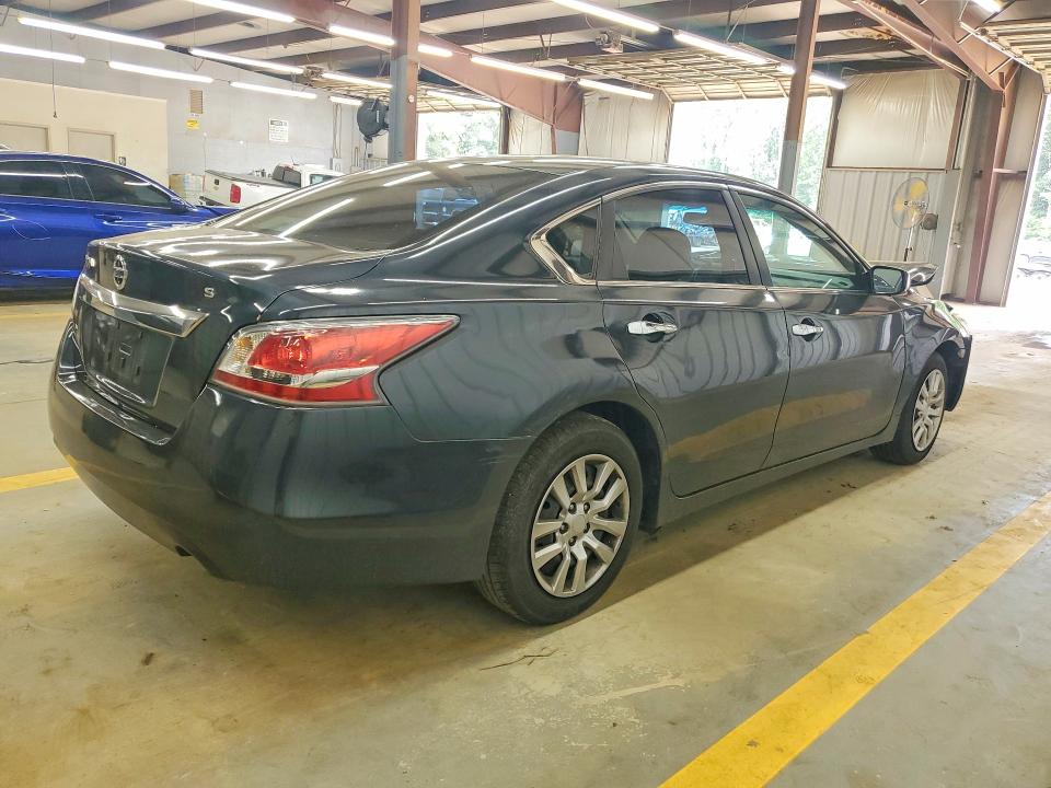 Продаж на аукціоні авто 2015 Nissan Altima, vin: 1N4AL3AP1FN876635, номер лоту: 85986965