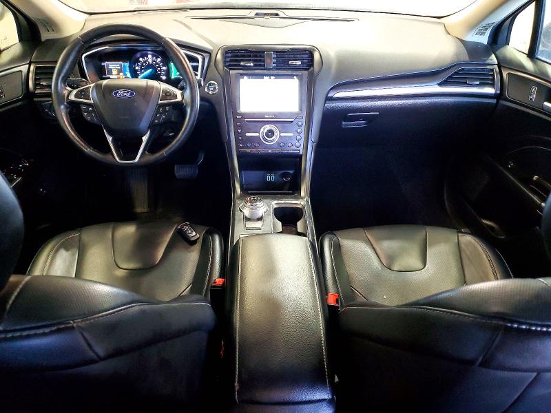 56486266 :رقم المزاد ، 3FA6P0SU4KR212849 vin ، 2019 Ford Fusion مزاد بيع