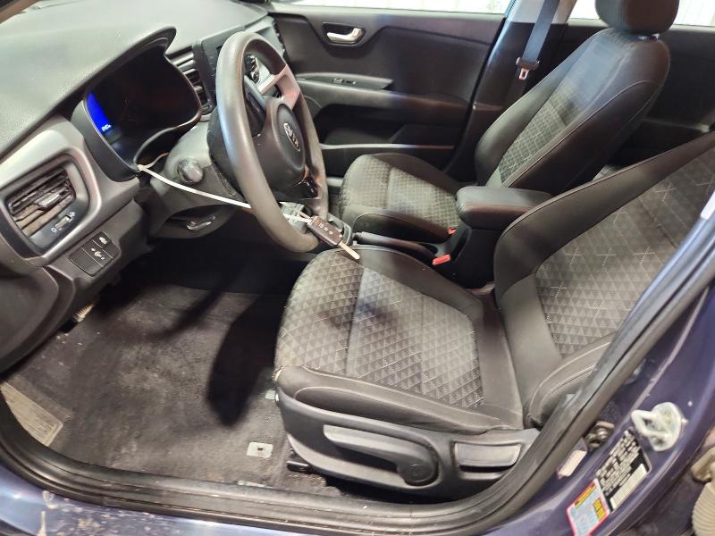 2020 Kia Rio მანქანა იყიდება აუქციონზე, vin: 3KPA24AD2LE277218, აუქციონის ნომერი: 55575626