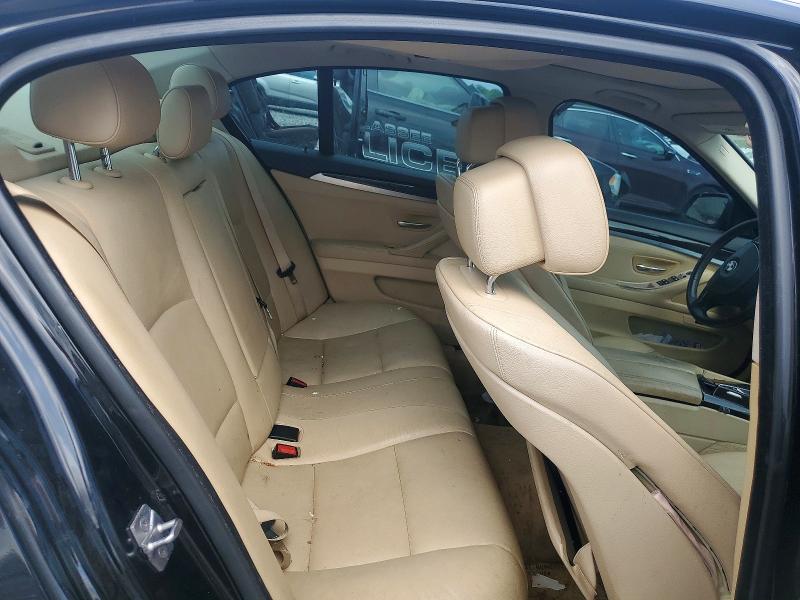 55590446 :رقم المزاد ، WBAFR1C59BC750380 vin ، 2011 Bmw 528 مزاد بيع