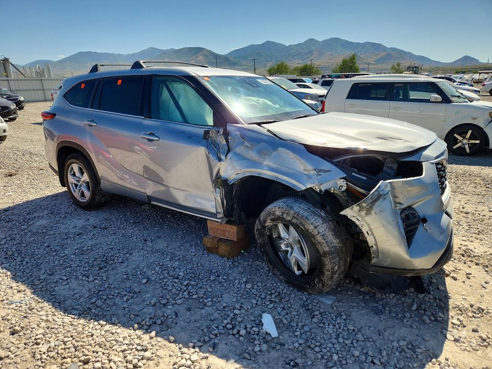 Aukcja sprzedaży 2022 Toyota Highlander, vin: 5TDBBRCH6NS561476, numer aukcji: 56093036