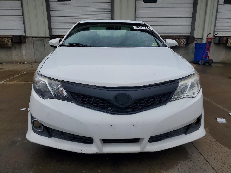 2012 Toyota Camry მანქანა იყიდება აუქციონზე, vin: 4T1BF1FK8CU615250, აუქციონის ნომერი: 57220226