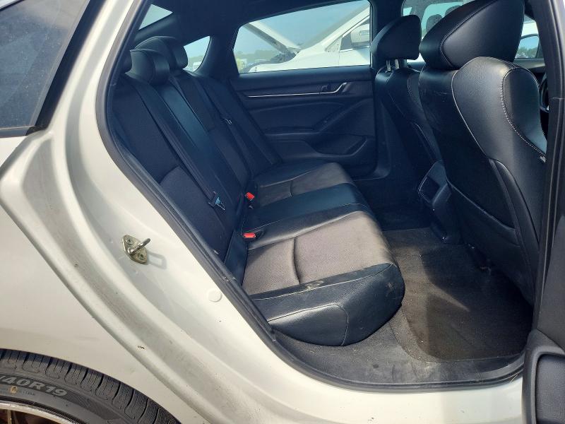 Продажа на аукционе авто 2018 Honda Accord, vin: 1HGCV1F39JA077128, номер лота: 56491126