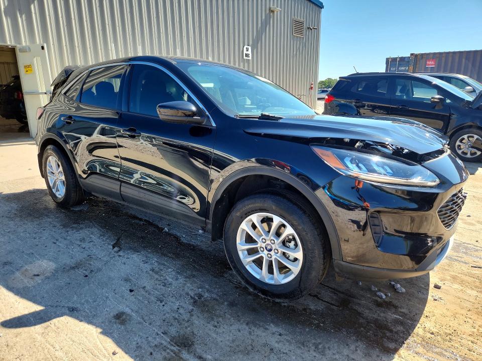 57233176 :رقم المزاد ، 1FMCU9G63MUA22827 vin ، 2021 Ford Escape مزاد بيع