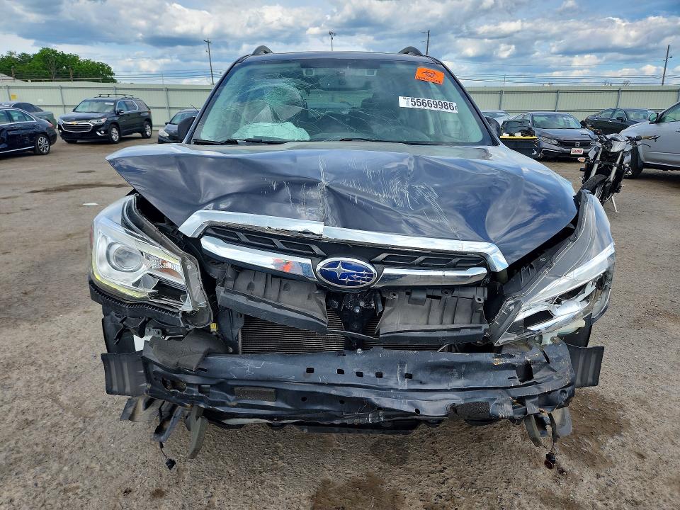 55669986 :رقم المزاد ، JF2SJAWC0JH479182 vin ، 2018 Subaru Forester مزاد بيع