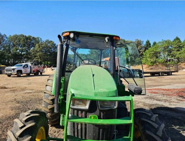 2019 John Deere 5100 მანქანა იყიდება აუქციონზე, vin: 1LV5100EJKK406022, აუქციონის ნომერი: 56496196