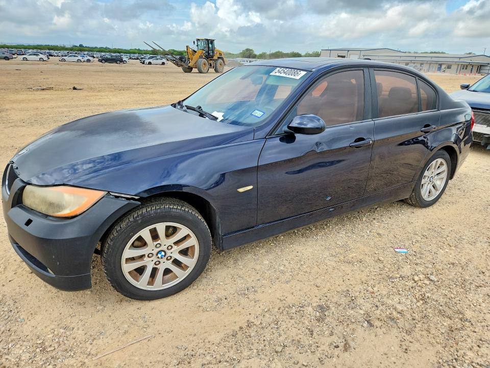 54540086 :رقم المزاد ، WBAVB175X6NK40561 vin ، 2006 Bmw 325 مزاد بيع