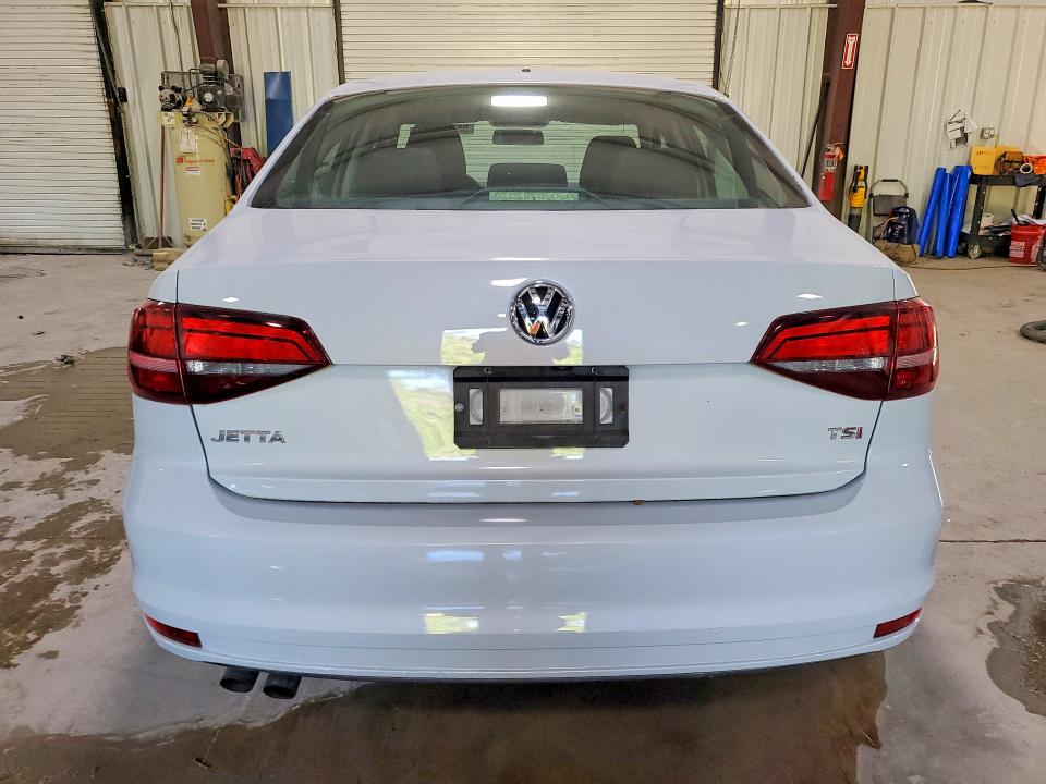 58749376 :رقم المزاد ، 3VW2B7AJ4HM291935 vin ، 2017 Volkswagen Jetta مزاد بيع