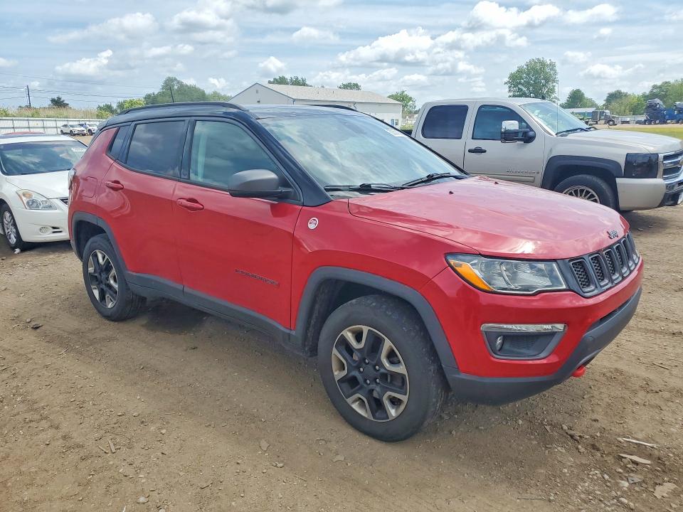 55514316 :رقم المزاد ، 3C4NJDDB8JT147791 vin ، 2018 Jeep Compass مزاد بيع
