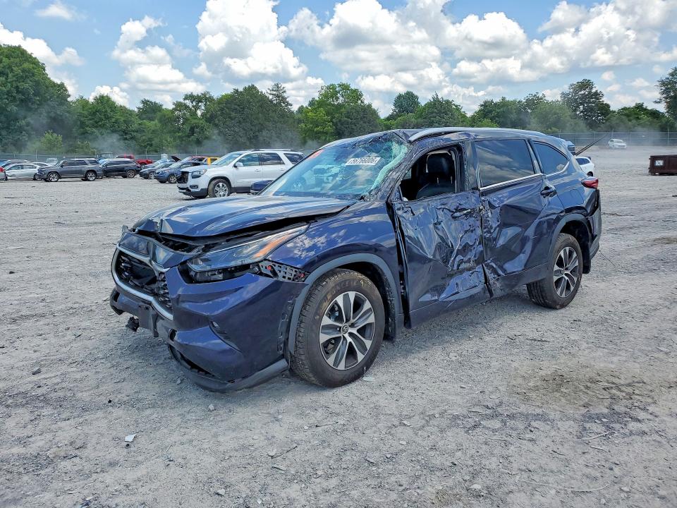 Продажа на аукционе авто 2022 Toyota Highlander, vin: 5TDGZRBHXNS203042, номер лота: 56766006