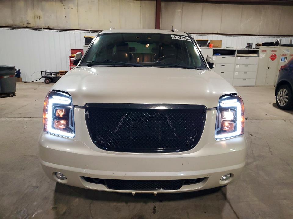 57928966 :رقم المزاد ، 1GKS2EEF4BR242676 vin ، 2011 Gmc Yukon مزاد بيع