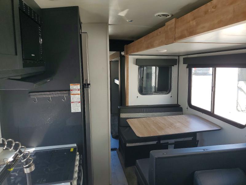 58944086 :رقم المزاد ، 4YDTSGP25N3100377 vin ، 2022 Keystone Rv Springdale مزاد بيع