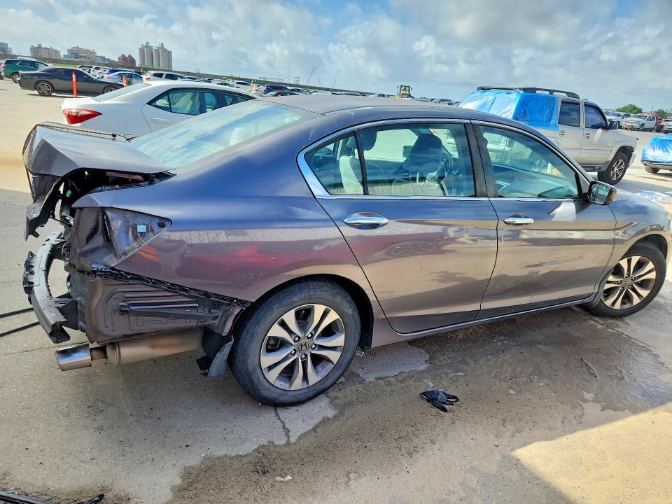 55350366 :رقم المزاد ، 1HGCR2F35FA025450 vin ، 2015 Honda Accord مزاد بيع