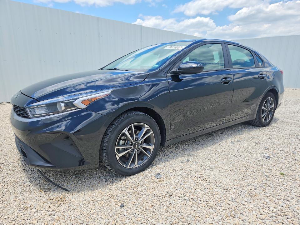 56168106 :رقم المزاد ، 3KPF24ADXRE752483 vin ، 2024 Kia Forte مزاد بيع