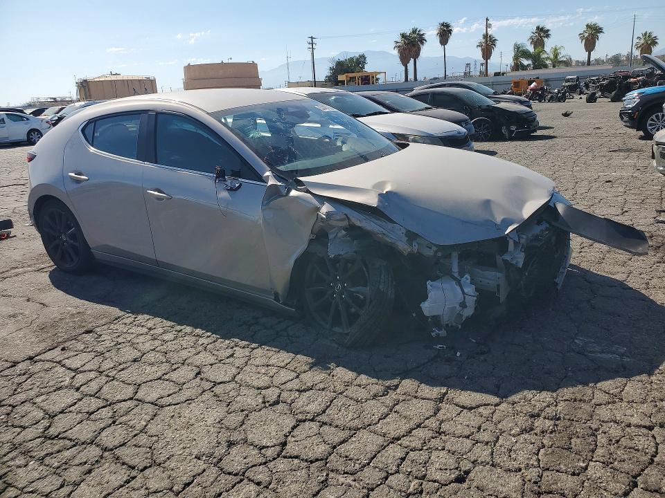 57497686 :رقم المزاد ، JM1BPAKM1S1752832 vin ، 2025 Mazda 3 مزاد بيع